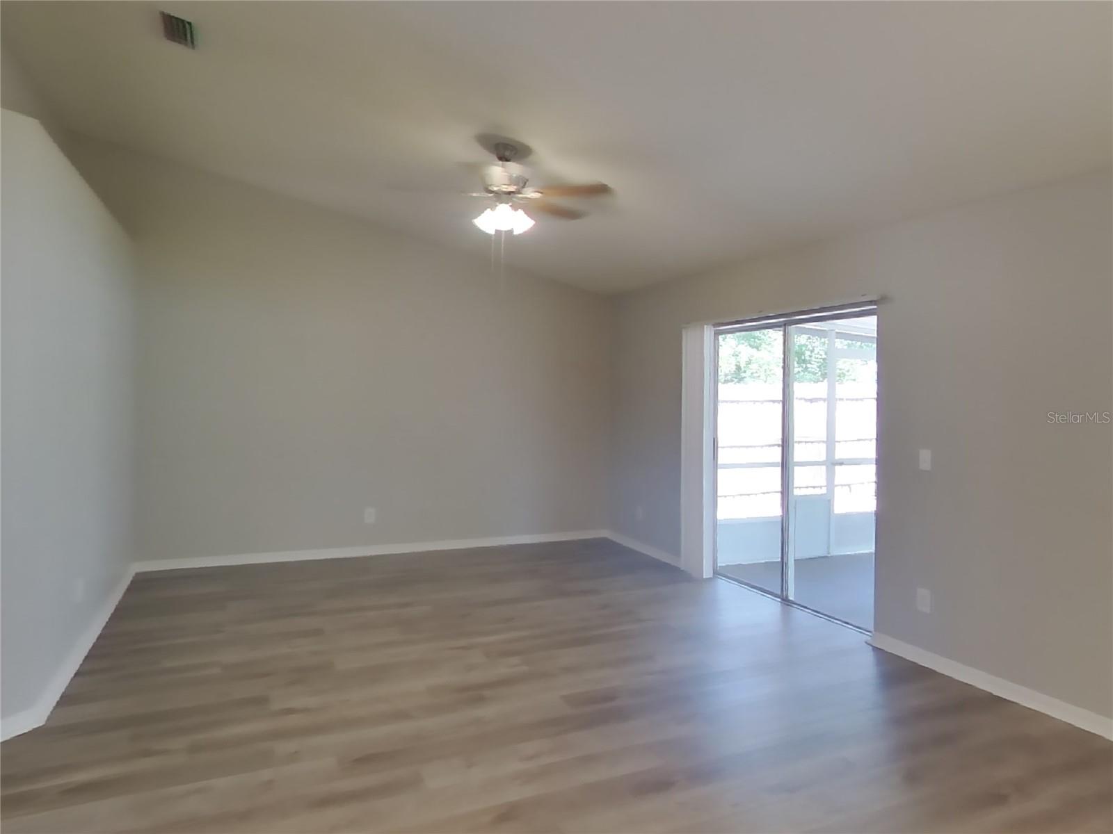 Image 3 of 15 For 4514 Horseshoe Pick Lane