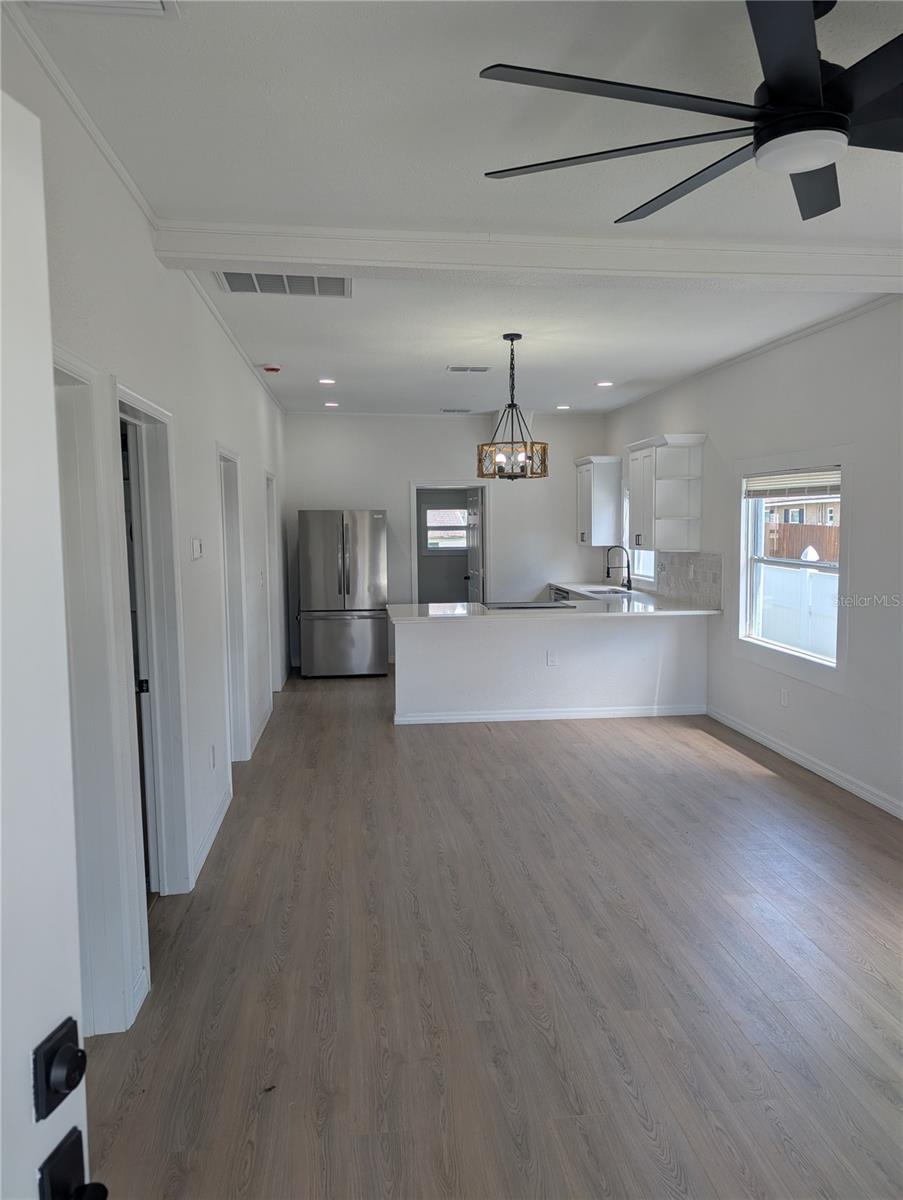 Image 3 of 12 For 2813 20th Street