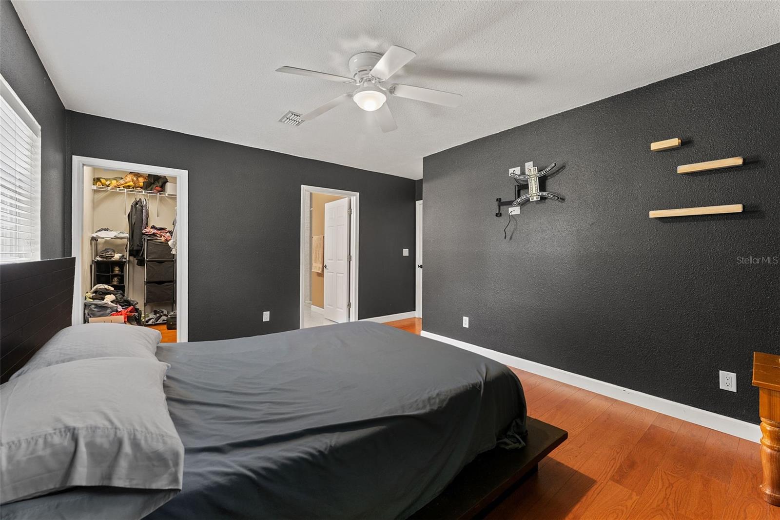 Image 19 of 44 For 7911 Lovegren Ln