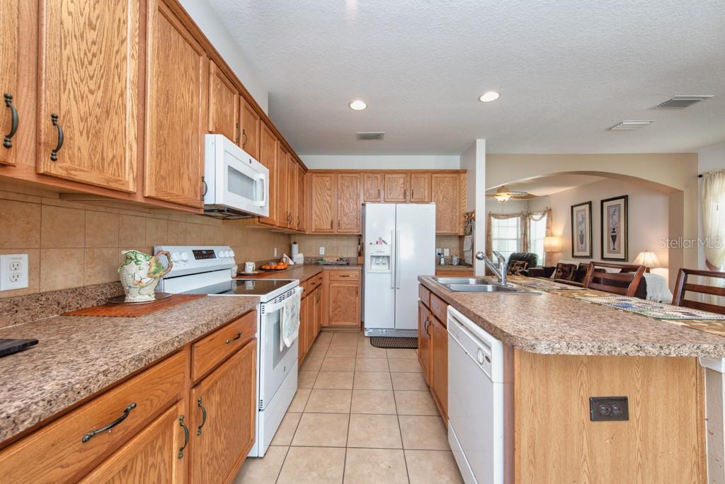 Image 10 of 45 For 12637 Belcroft Drive