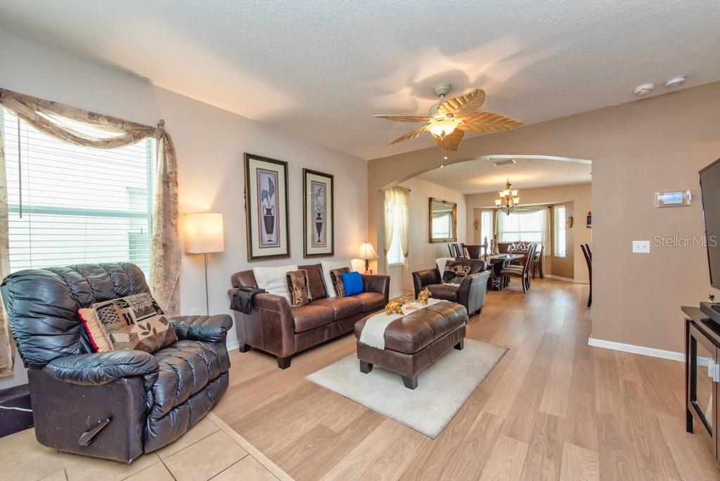 Image 3 of 45 For 12637 Belcroft Drive