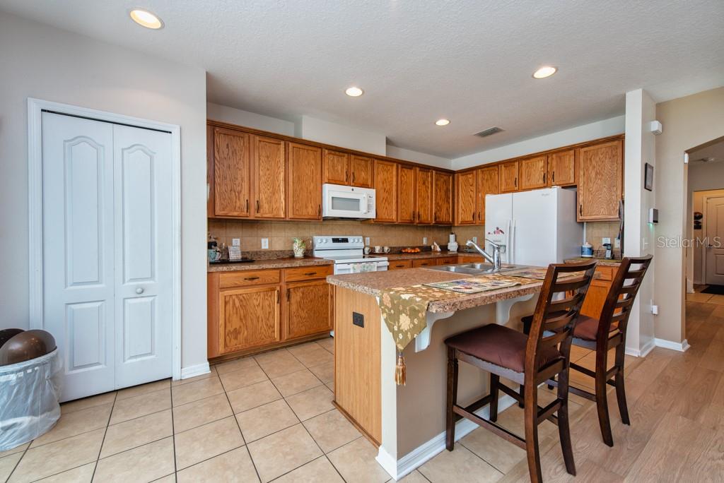 Image 9 of 45 For 12637 Belcroft Drive
