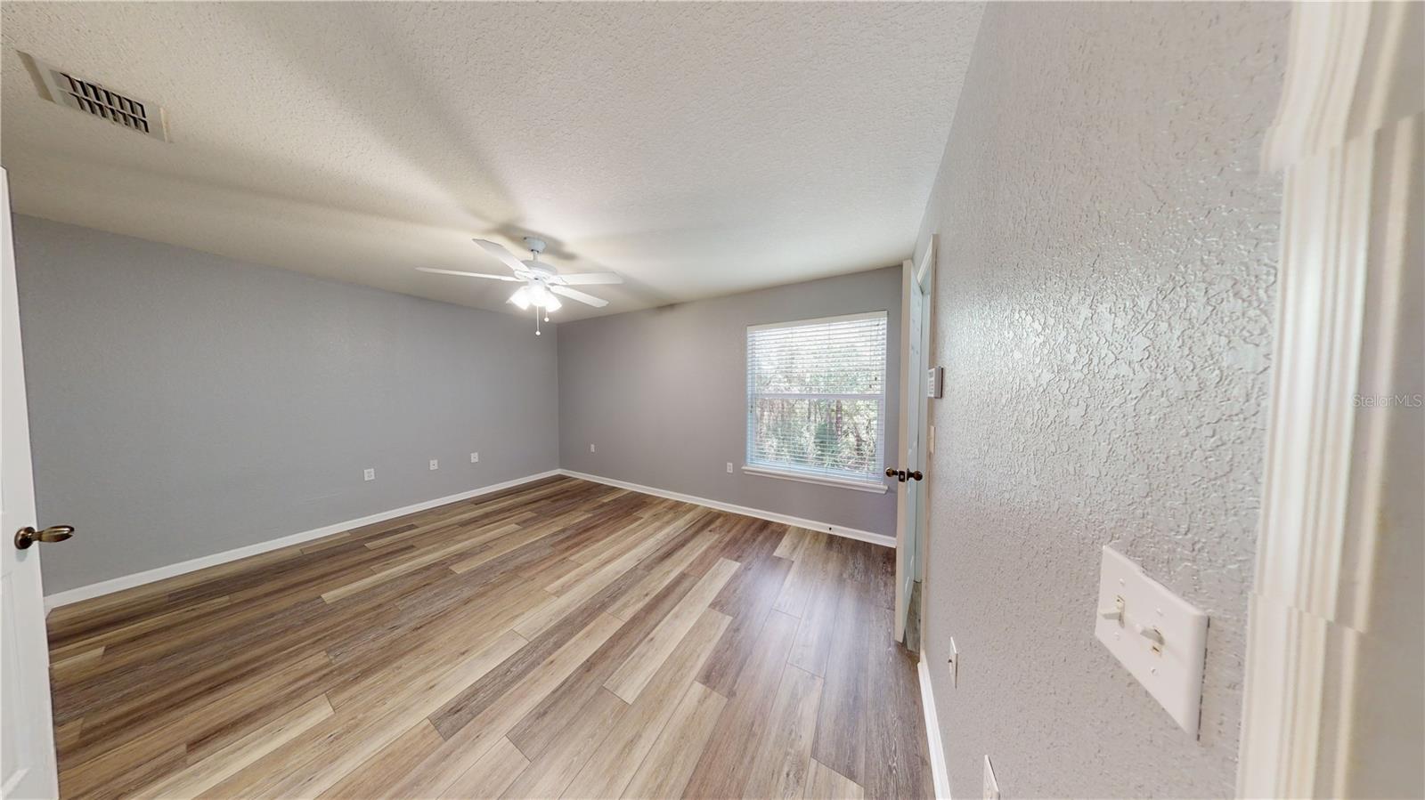 Listing photo id 5 for 6222 Ashbury Palms Drive