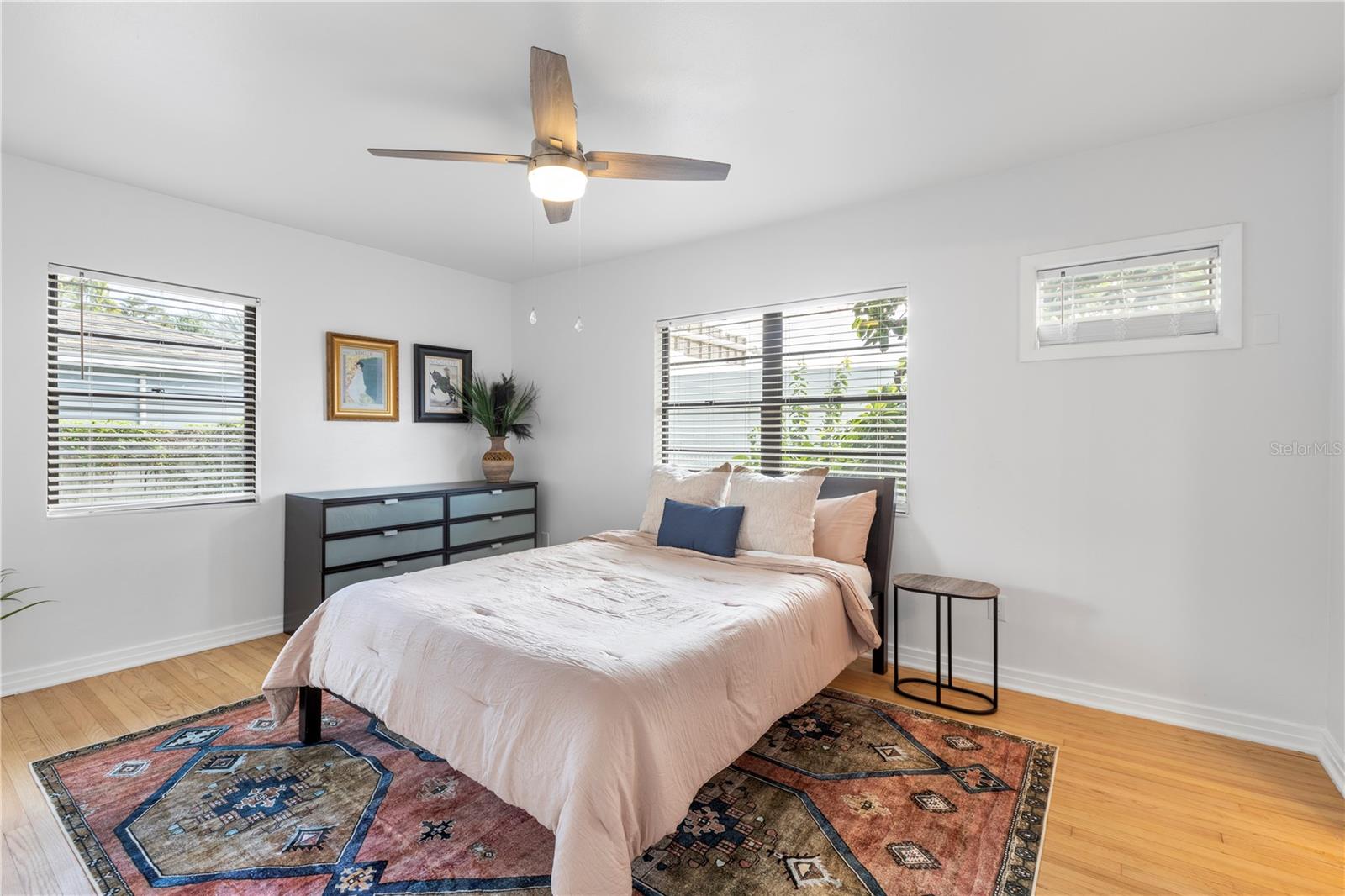 Image 21 of 69 For 4110 Marguerite Street