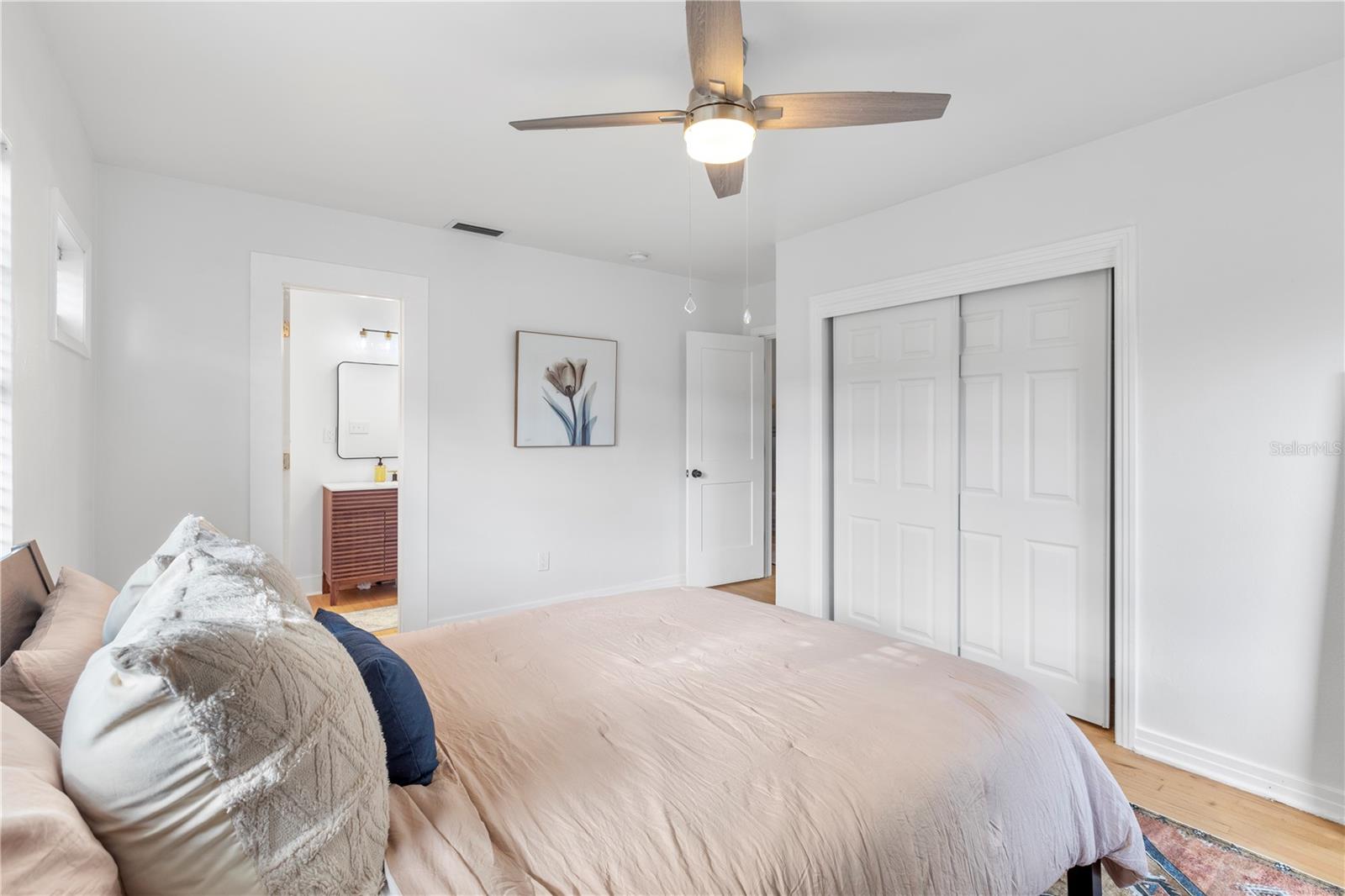 Image 23 of 69 For 4110 Marguerite Street