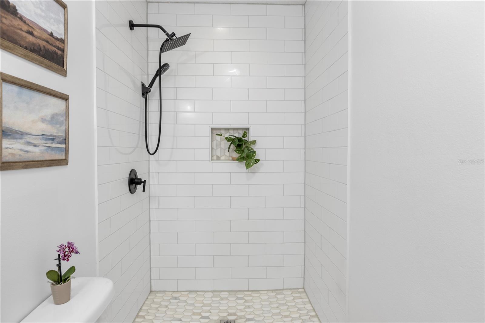 Image 25 of 69 For 4110 Marguerite Street