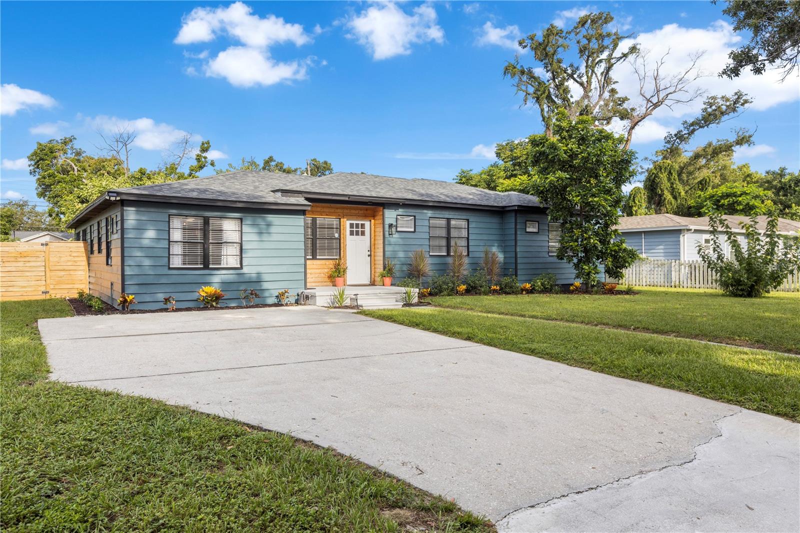 Image 3 of 69 For 4110 Marguerite Street