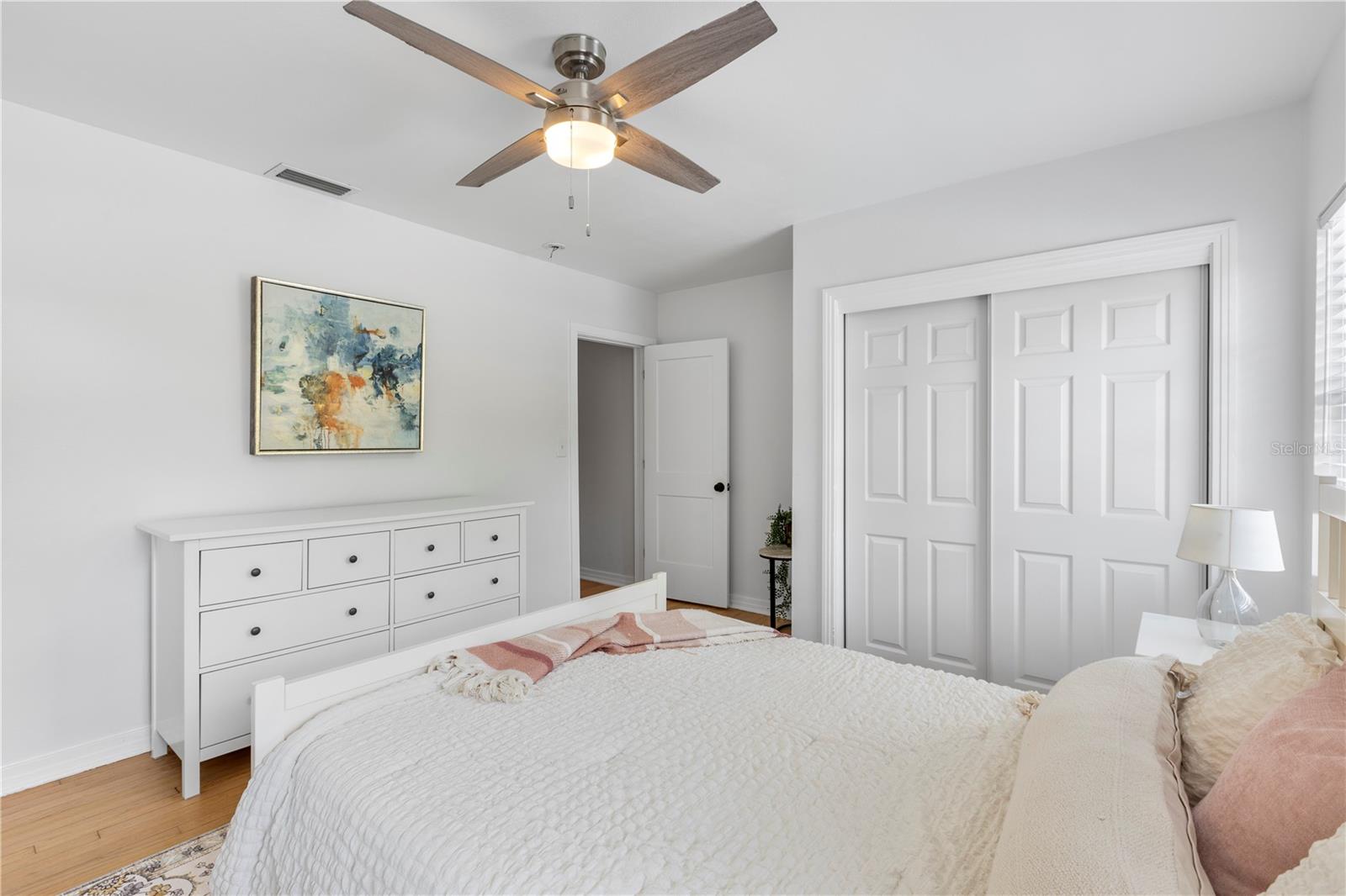 Image 31 of 69 For 4110 Marguerite Street