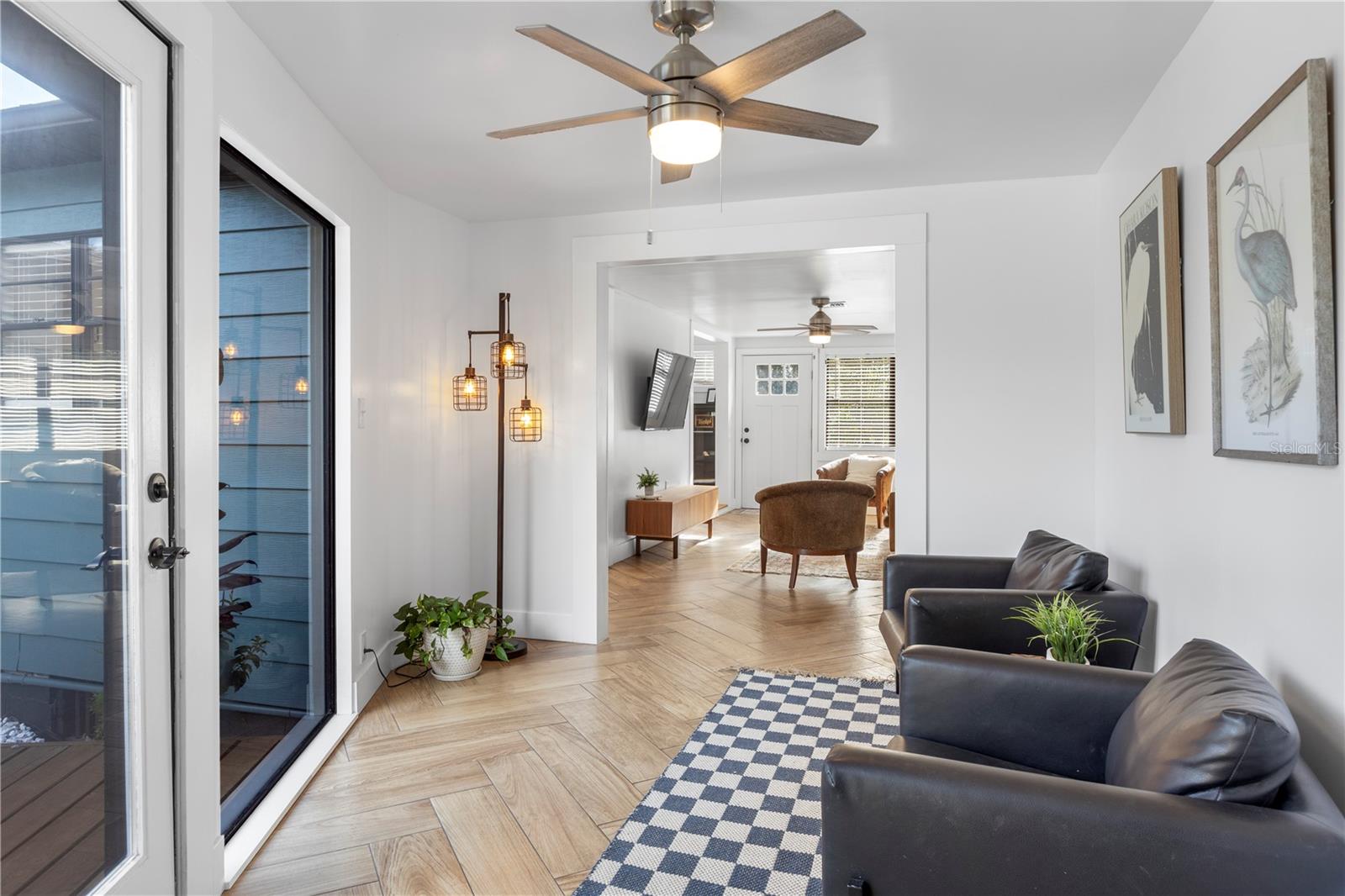 Image 36 of 69 For 4110 Marguerite Street