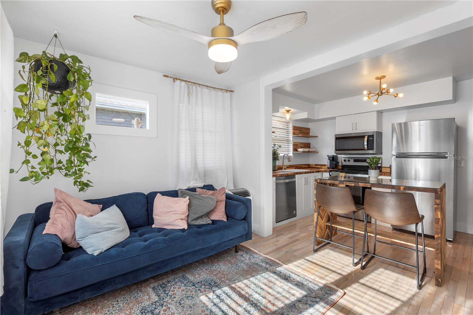 Image 39 of 69 For 4110 Marguerite Street