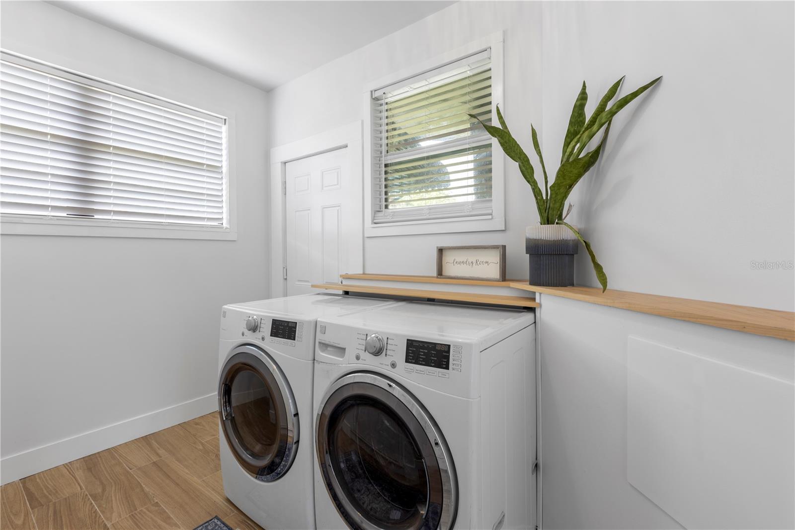 Image 50 of 69 For 4110 Marguerite Street