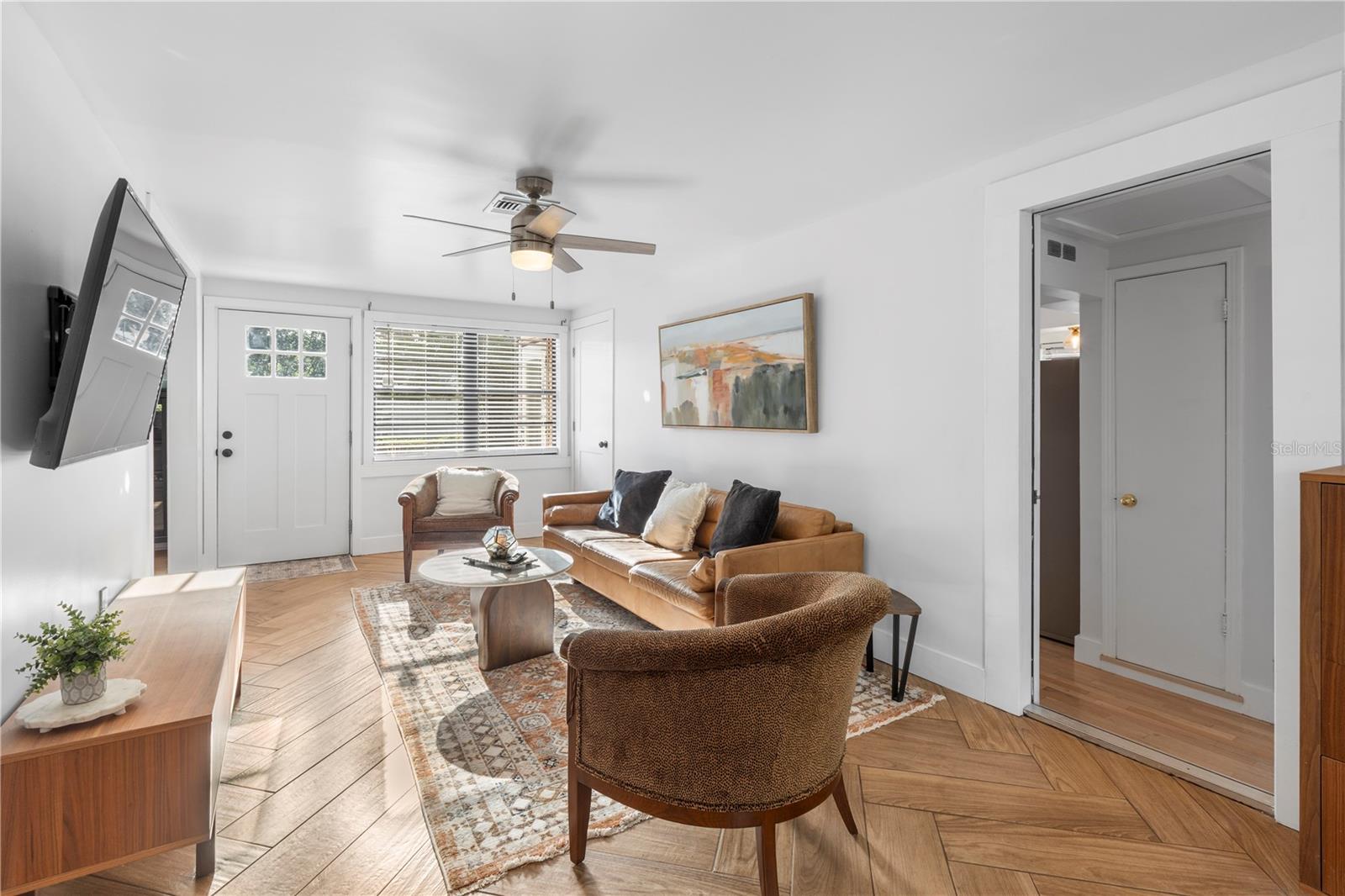 Image 8 of 69 For 4110 Marguerite Street