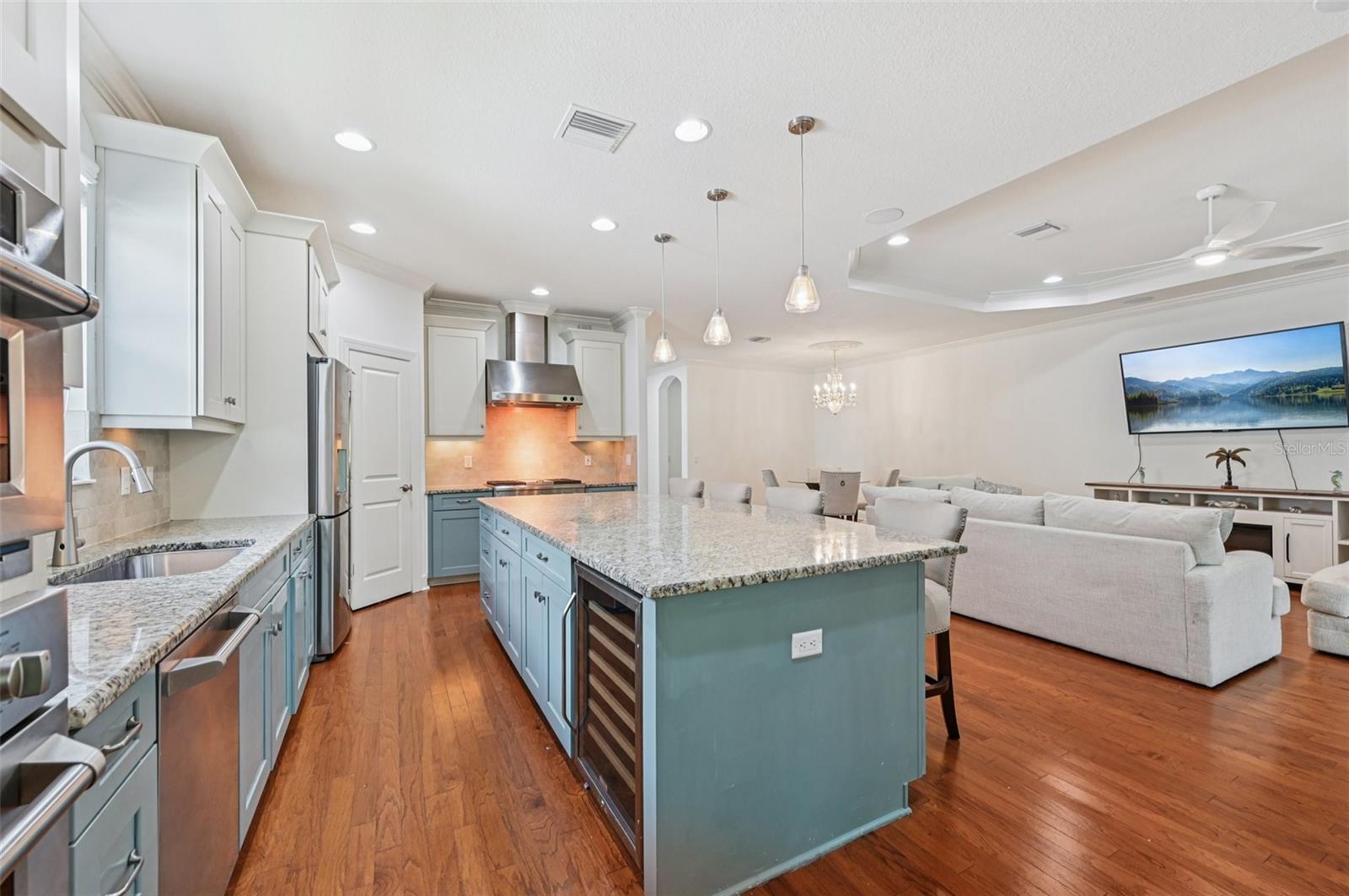 Image 6 of 48 For 13223 Palermo Drive