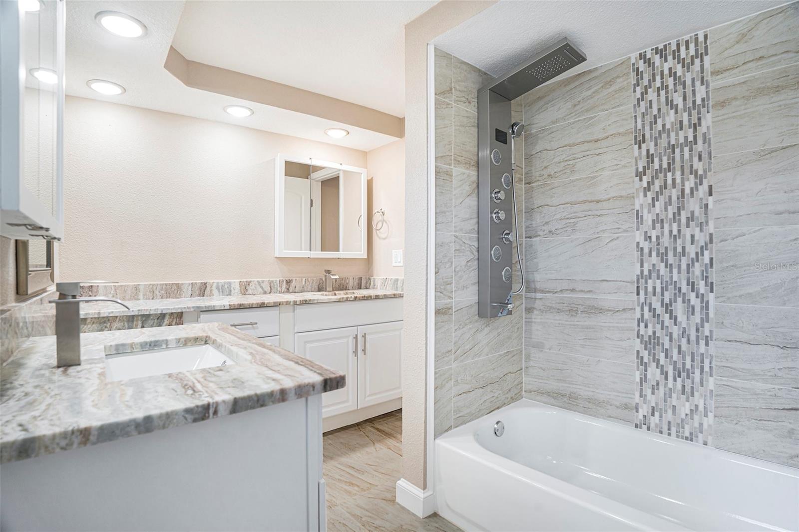 Image 18 of 28 For 1147 Viking Drive