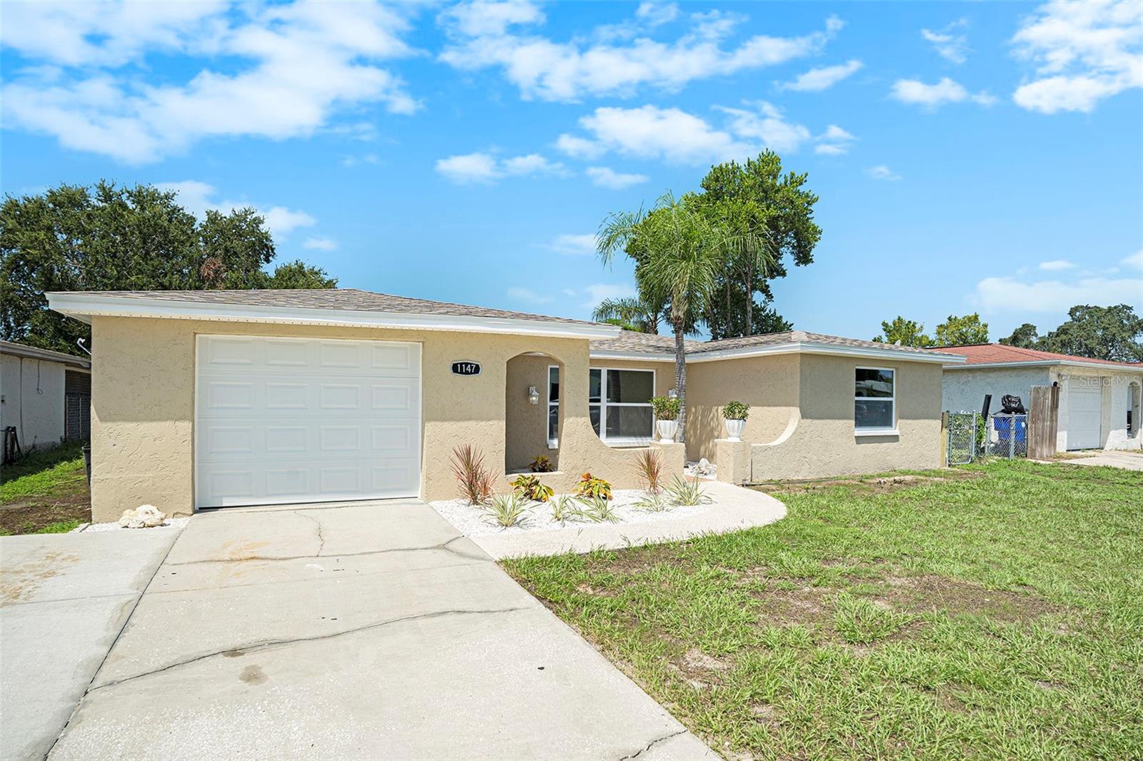 Image 2 of 28 For 1147 Viking Drive