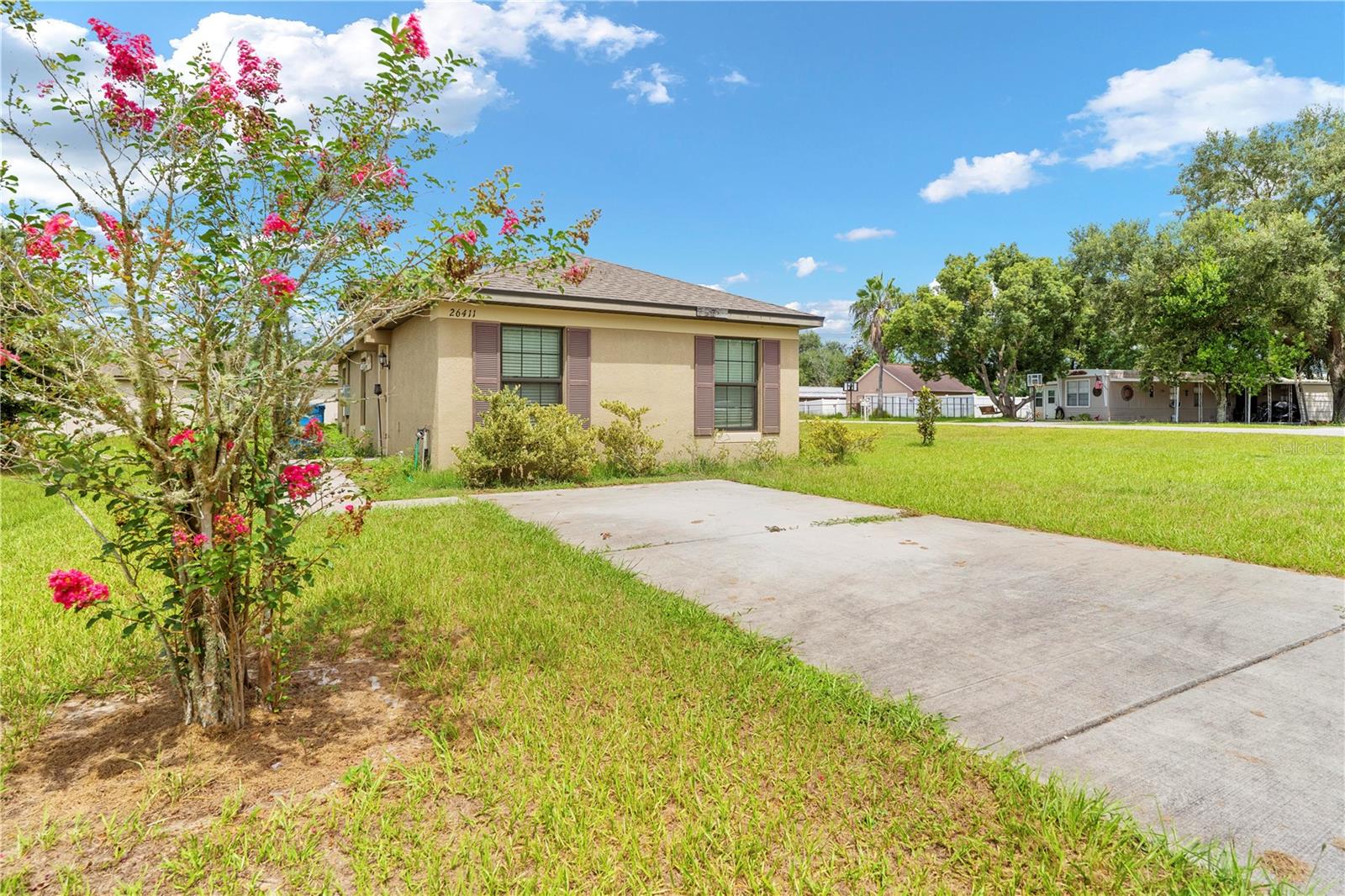 Image 4 of 32 For 26411 Bertram Road