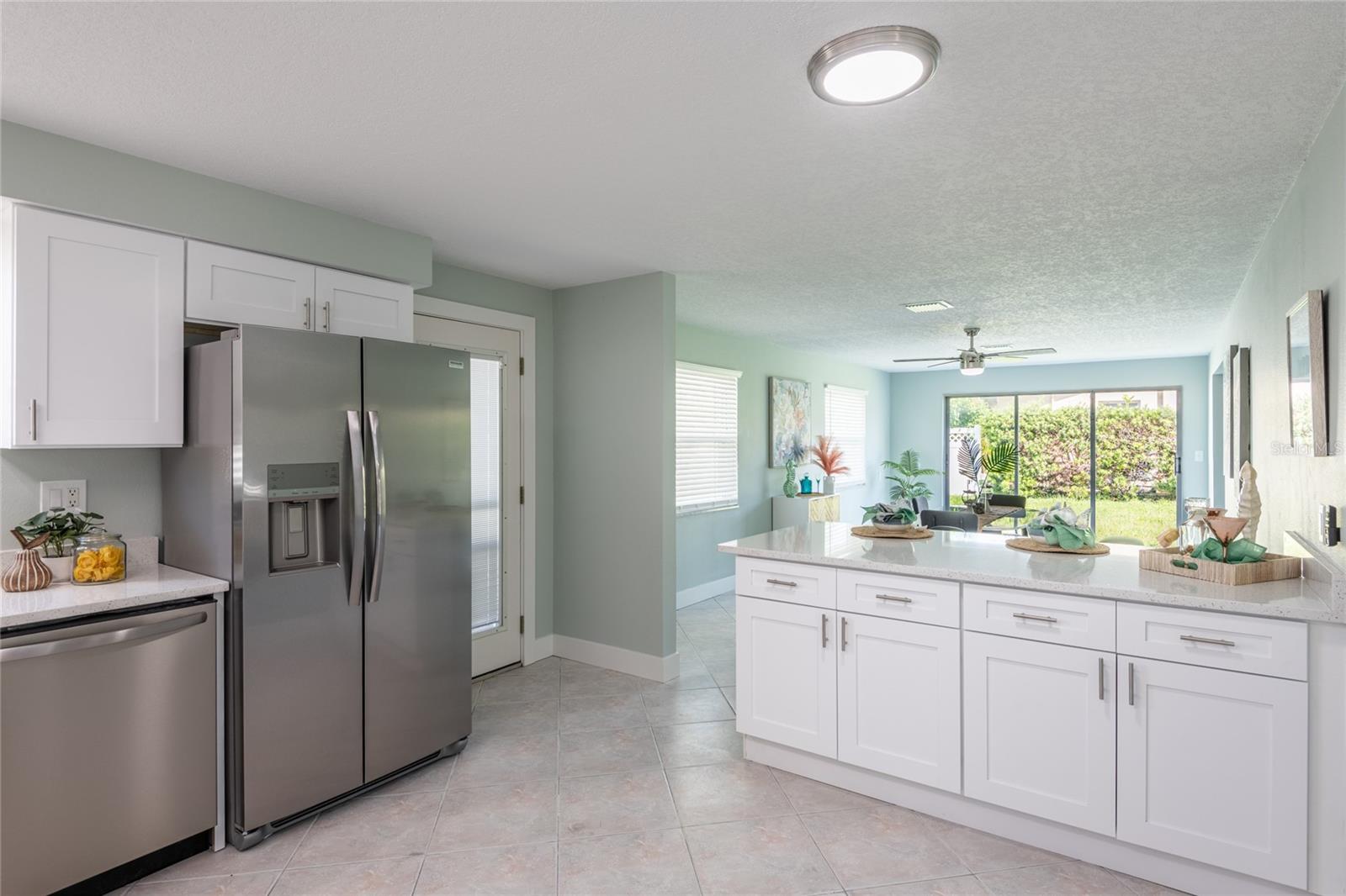 Image 10 of 41 For 2276 Carolyn Drive