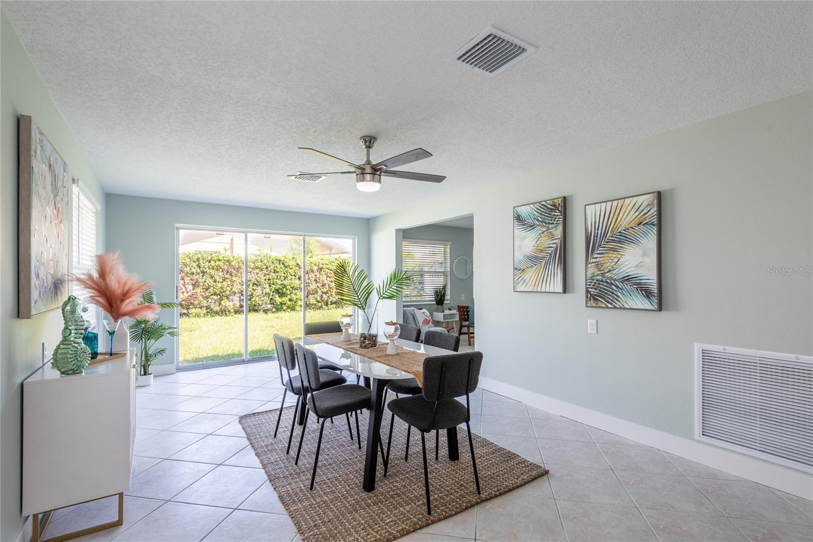 Image 18 of 41 For 2276 Carolyn Drive