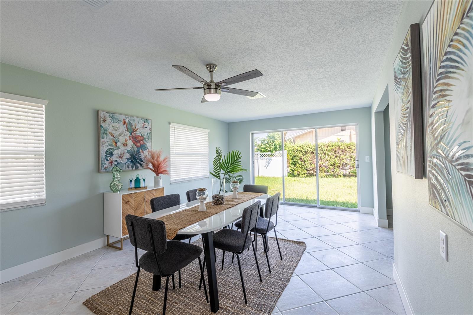Image 19 of 41 For 2276 Carolyn Drive