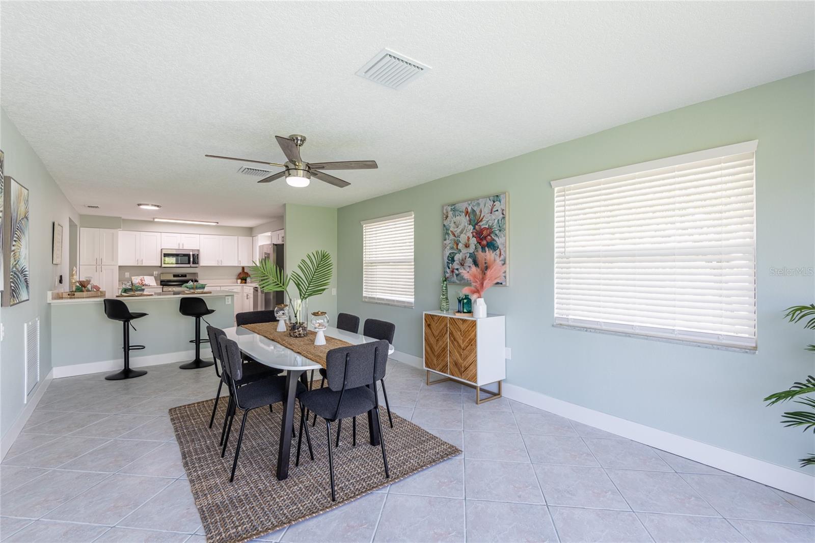 Image 20 of 41 For 2276 Carolyn Drive