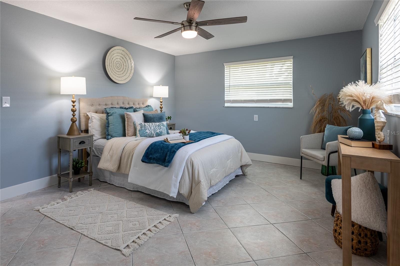 Image 21 of 41 For 2276 Carolyn Drive