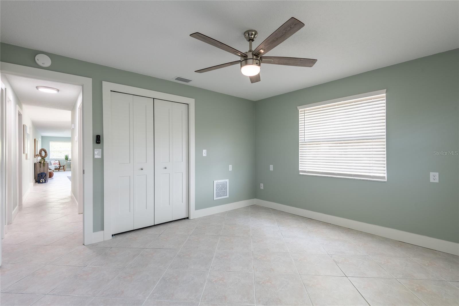 Image 27 of 41 For 2276 Carolyn Drive