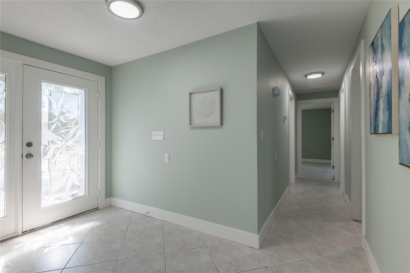 Image 9 of 41 For 2276 Carolyn Drive