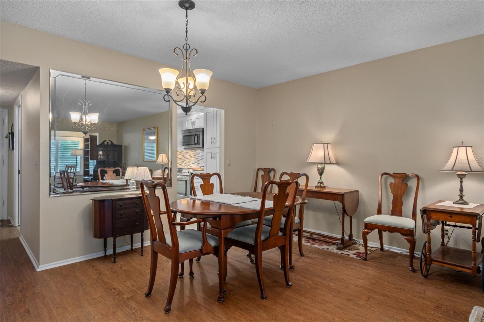 Image 15 of 61 For 2440 World Parkway Boulevard 38
