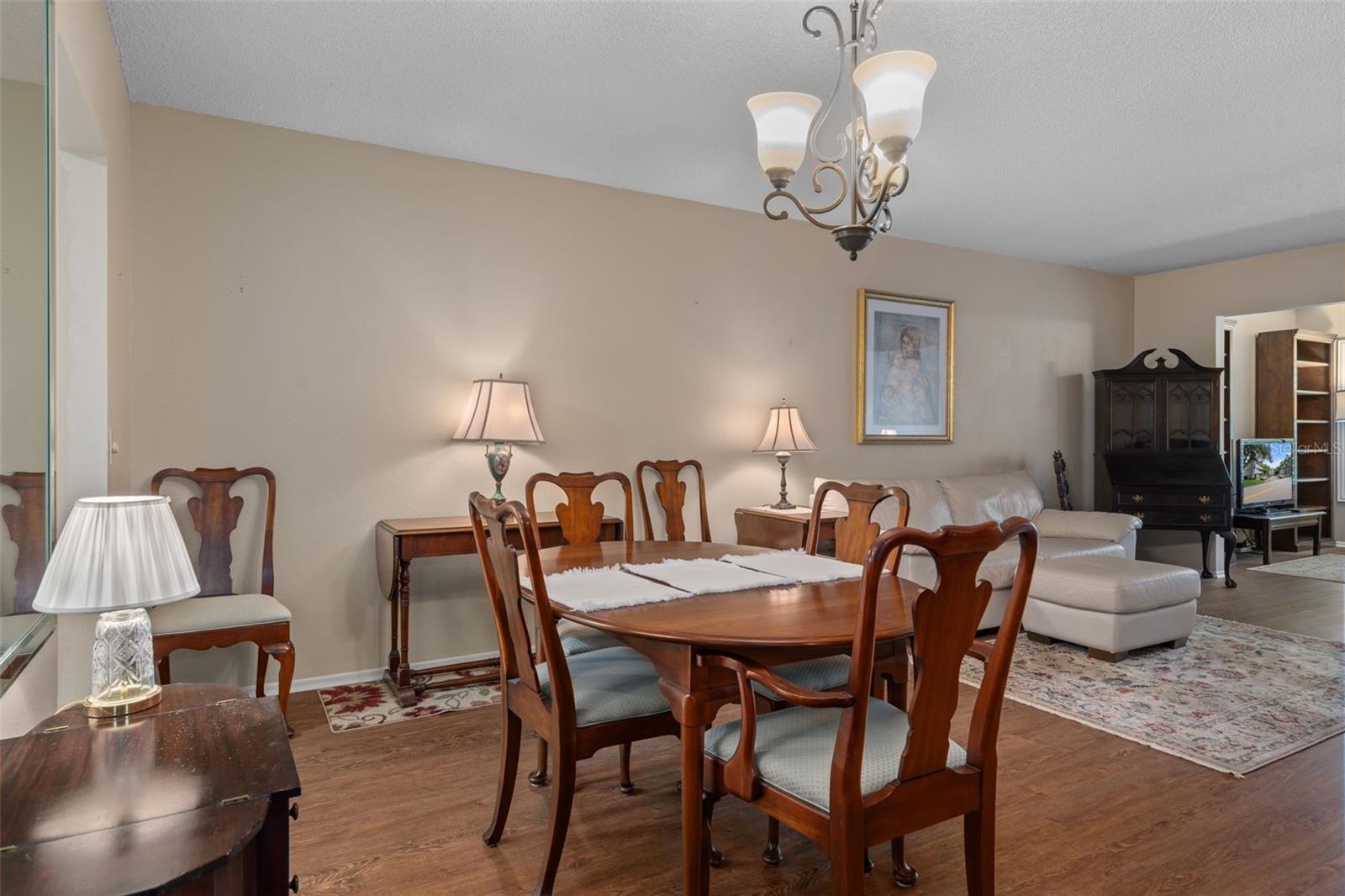Image 16 of 61 For 2440 World Parkway Boulevard 38