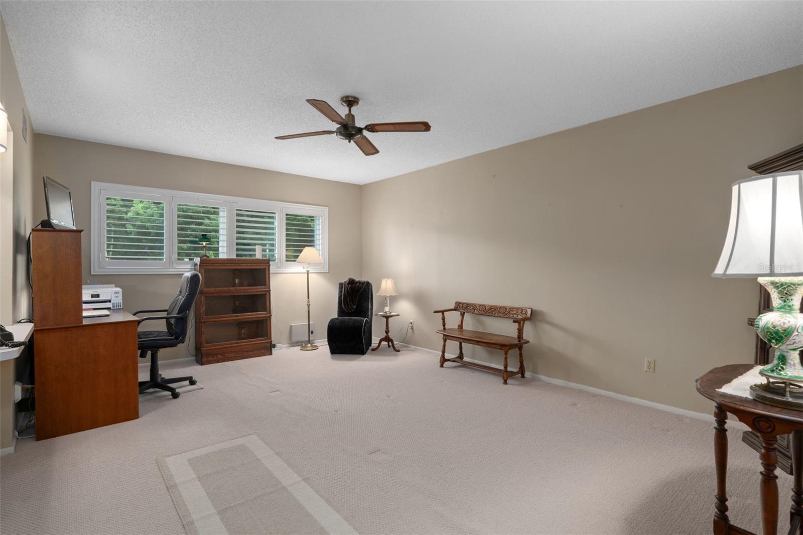 Image 29 of 61 For 2440 World Parkway Boulevard 38