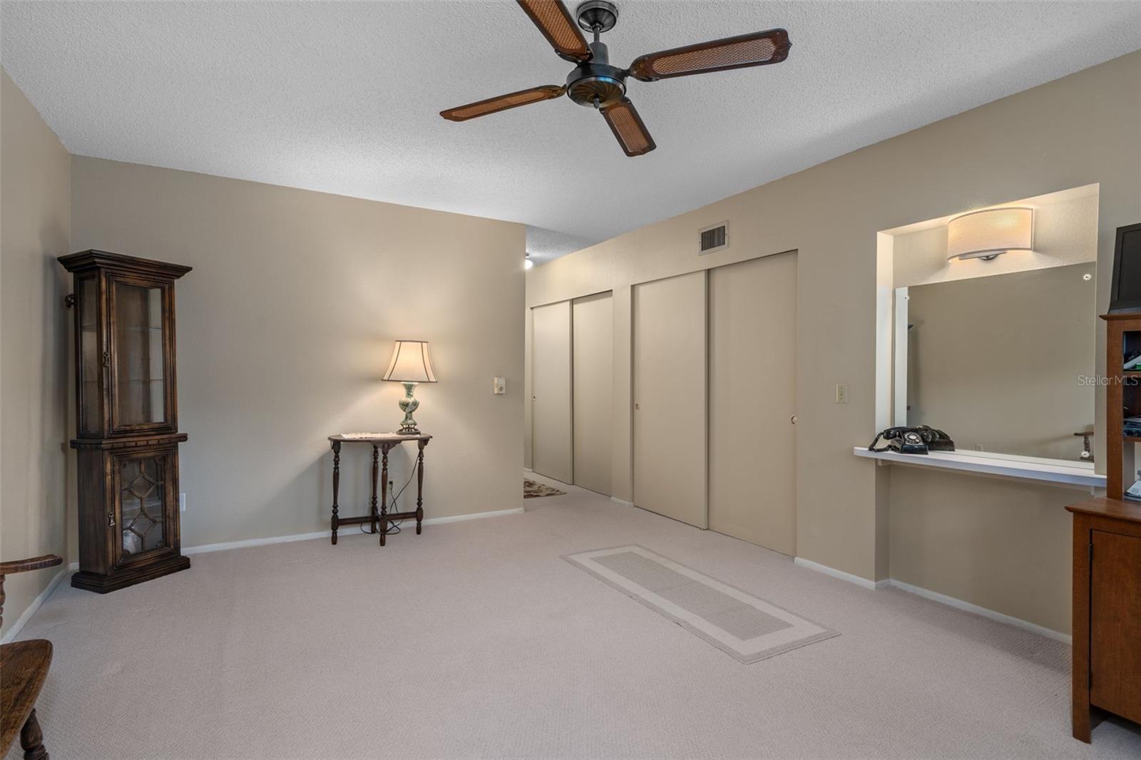 Image 30 of 61 For 2440 World Parkway Boulevard 38