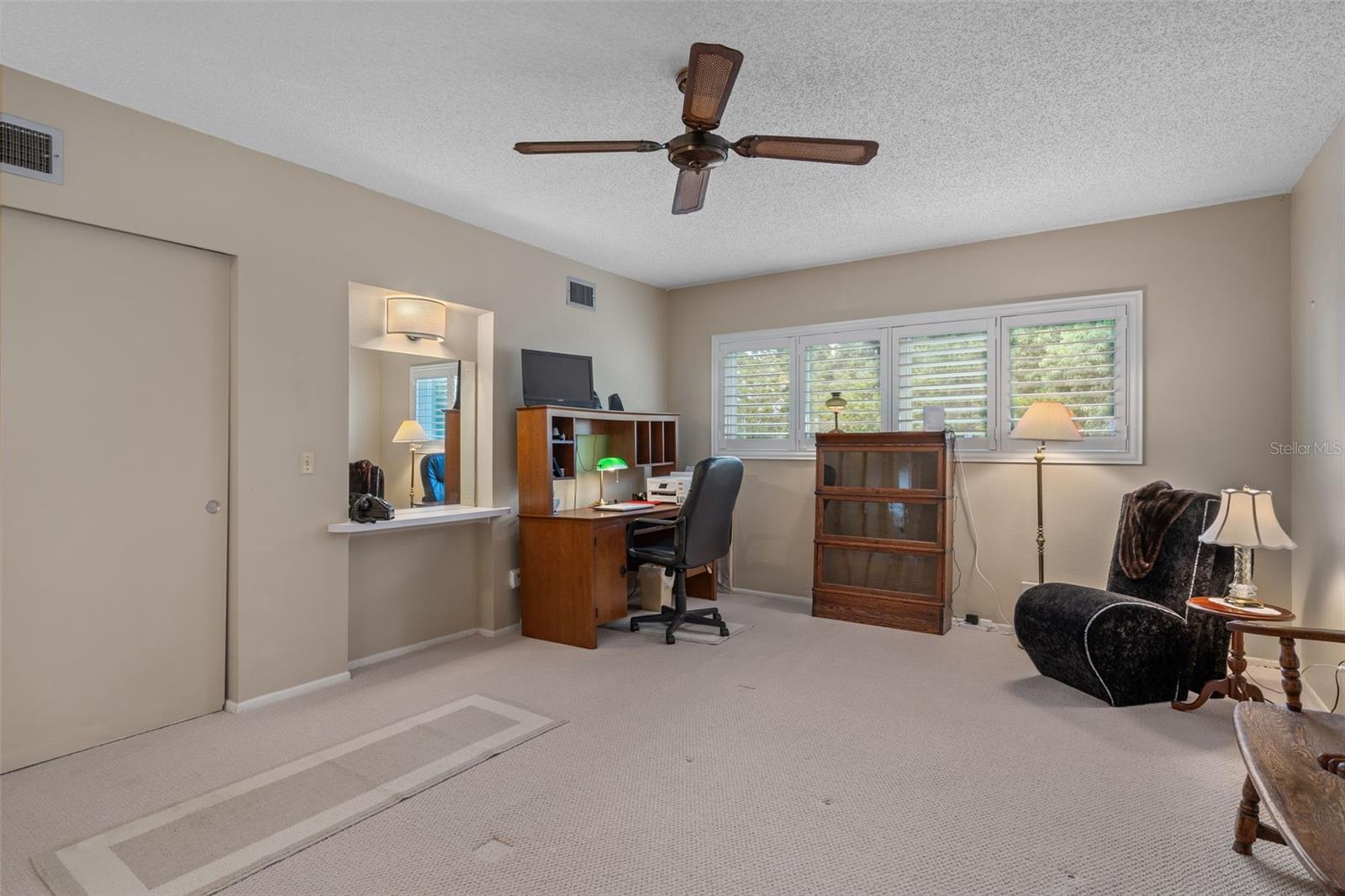 Image 31 of 61 For 2440 World Parkway Boulevard 38