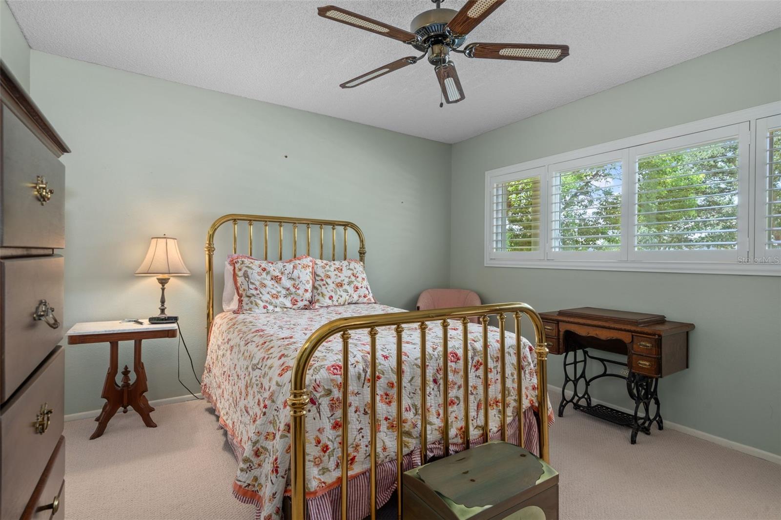 Image 35 of 61 For 2440 World Parkway Boulevard 38
