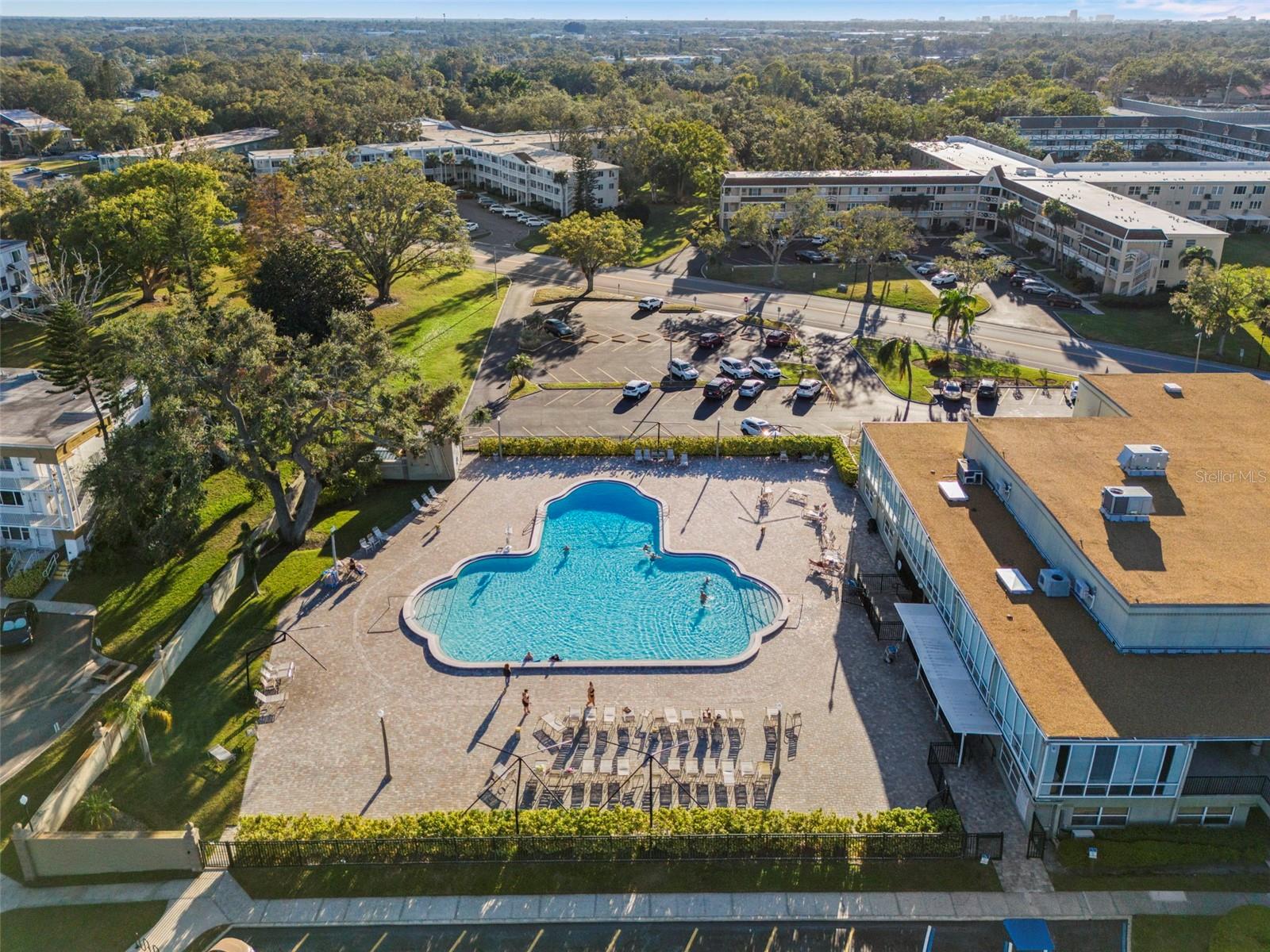 Image 53 of 61 For 2440 World Parkway Boulevard 38