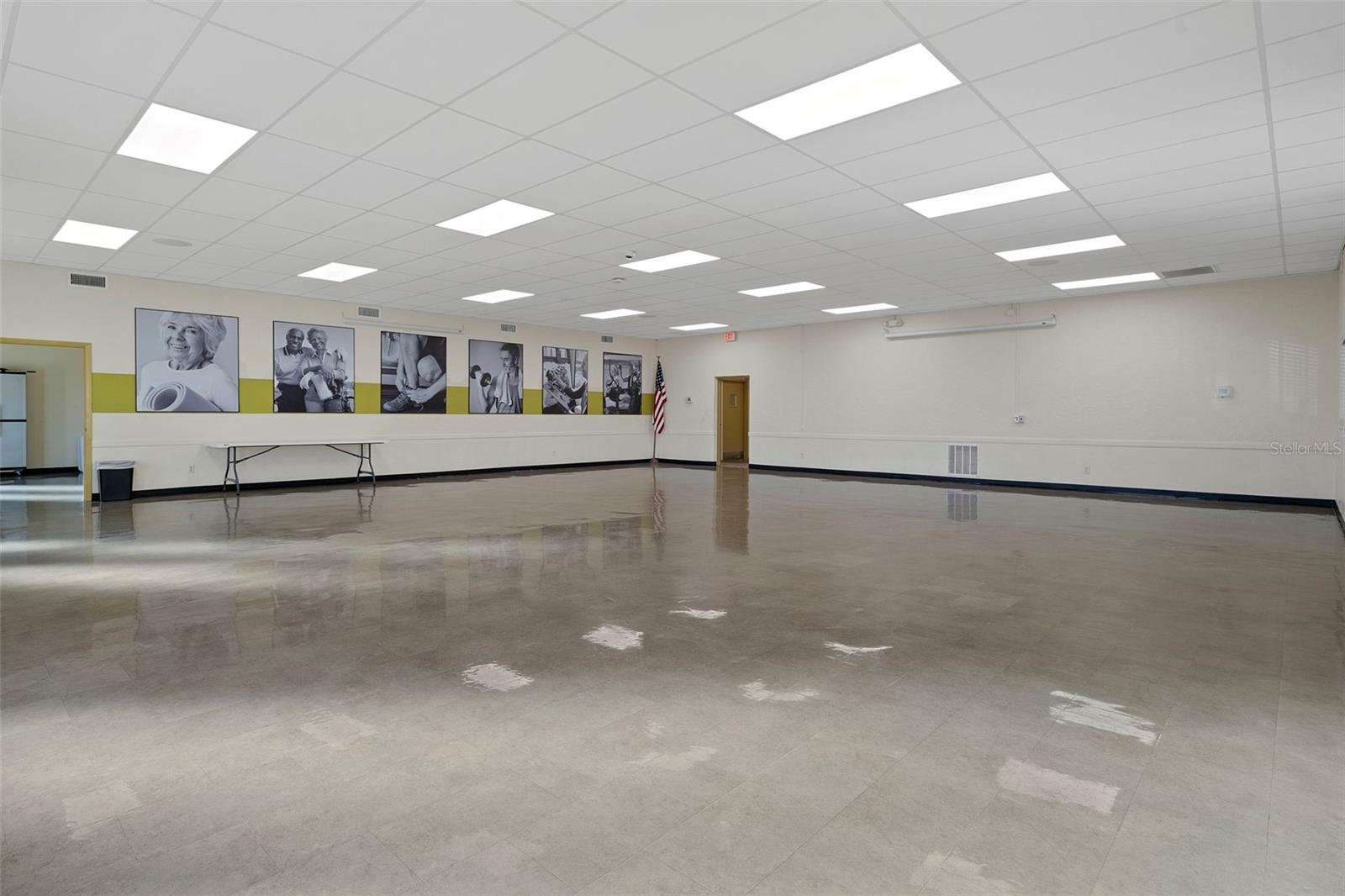 Image 58 of 61 For 2440 World Parkway Boulevard 38