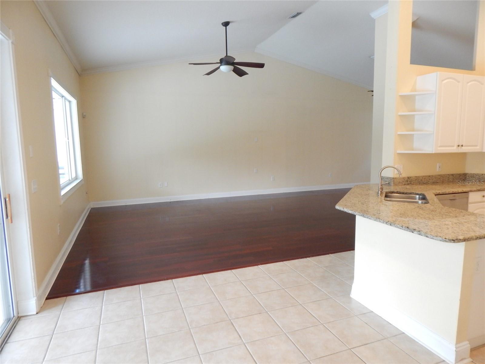 Image 11 of 35 For 14832 Heronglen Drive