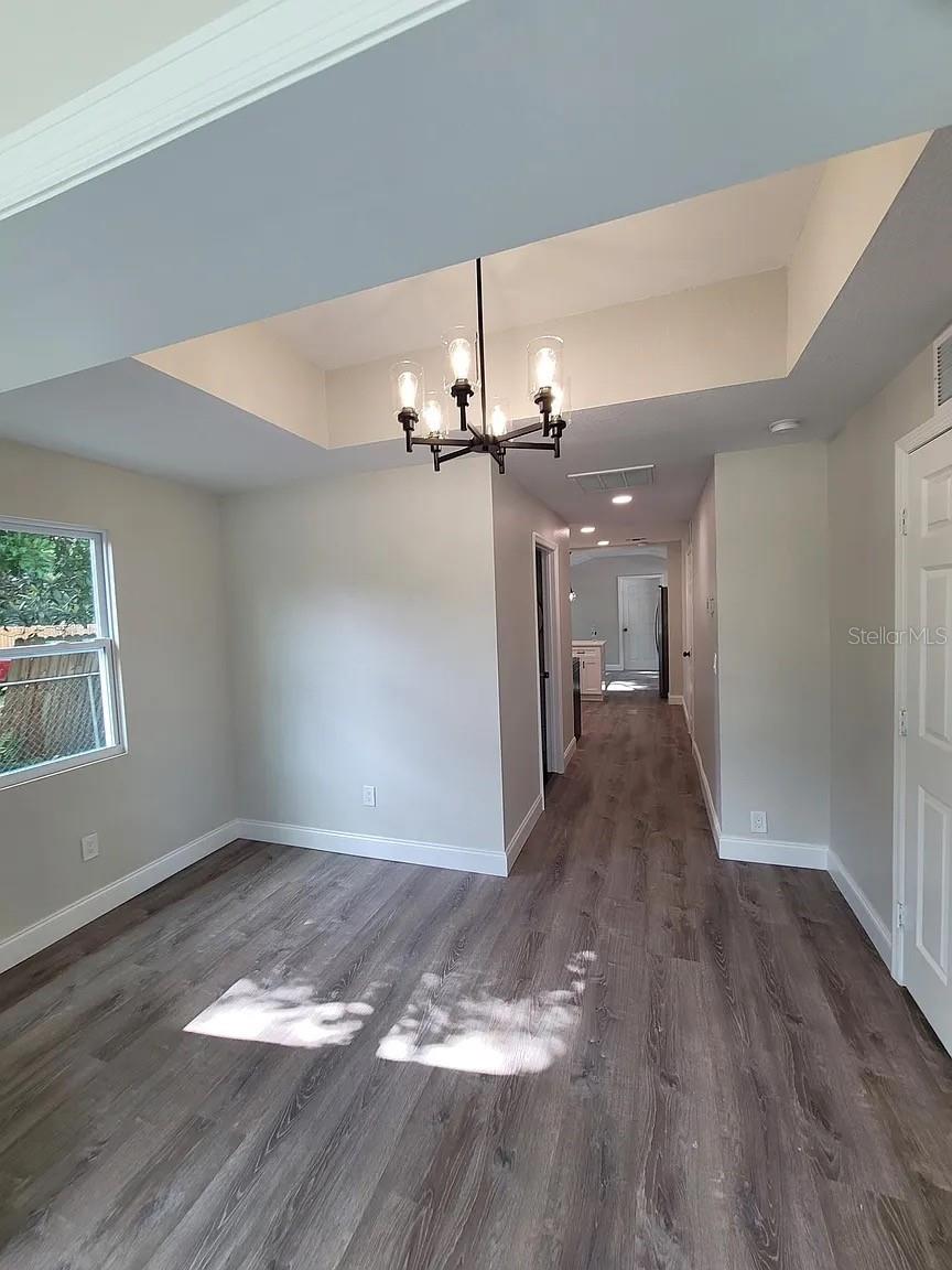 Image 5 of 14 For 2546 50th Avenue N