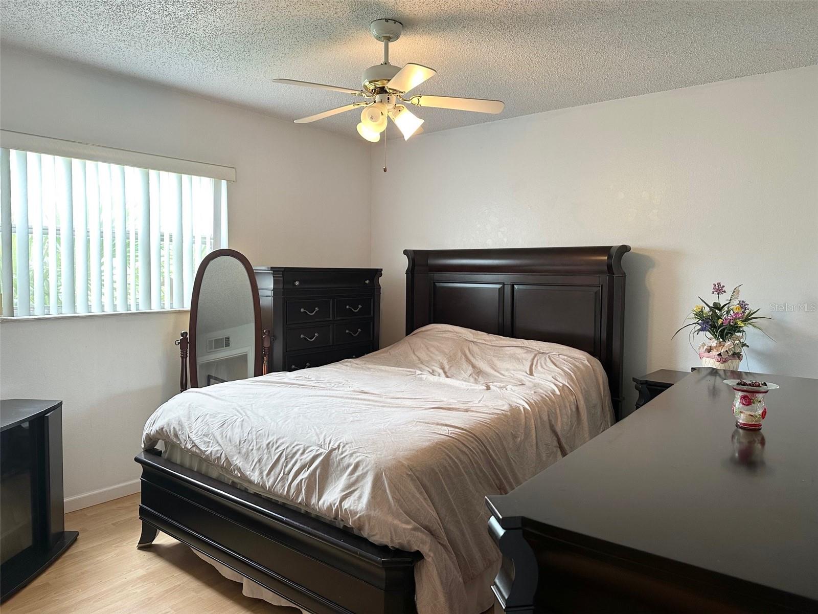 Image 13 of 17 For 703 Sailfish Drive