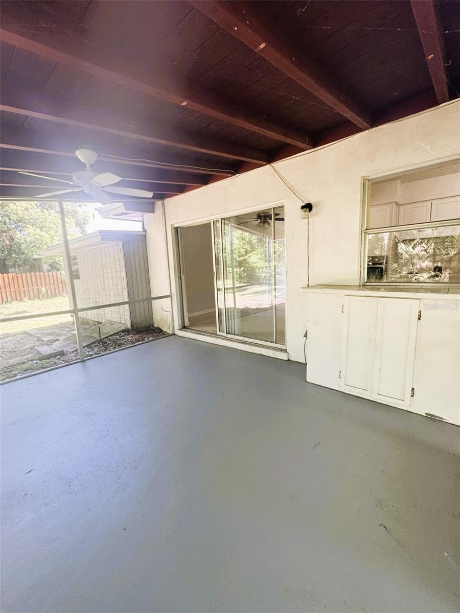 Image 17 of 22 For 6442 Treehaven Drive