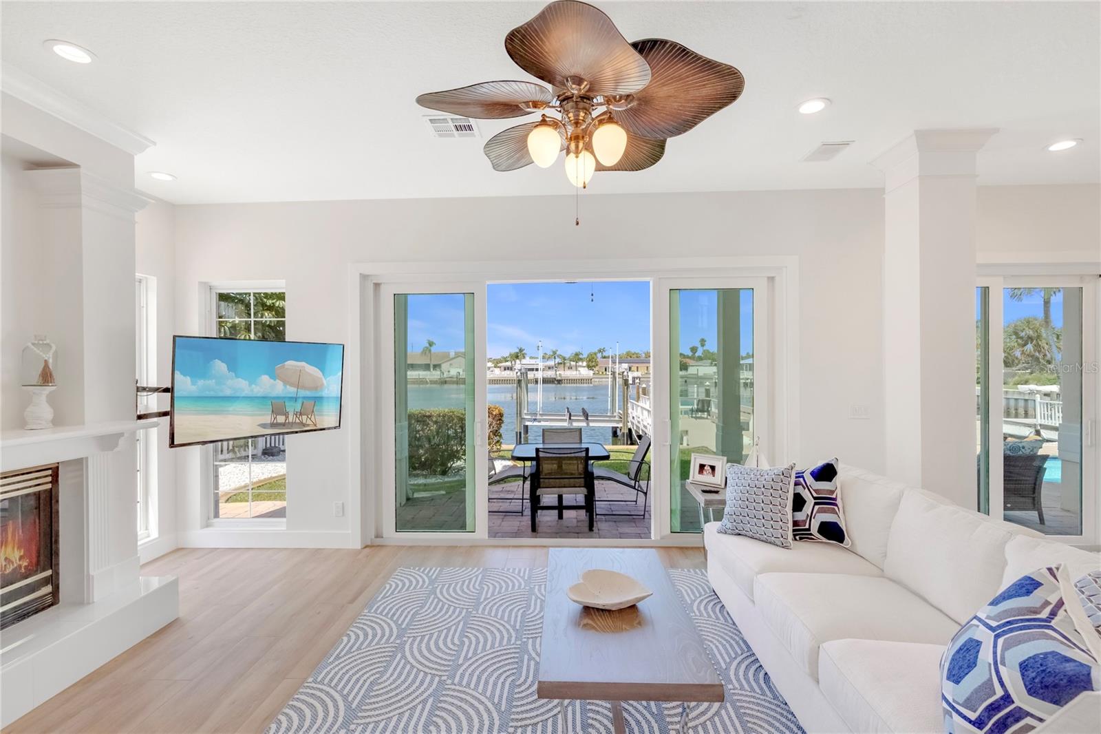 Image 19 of 65 For 2188 Louisa Drive