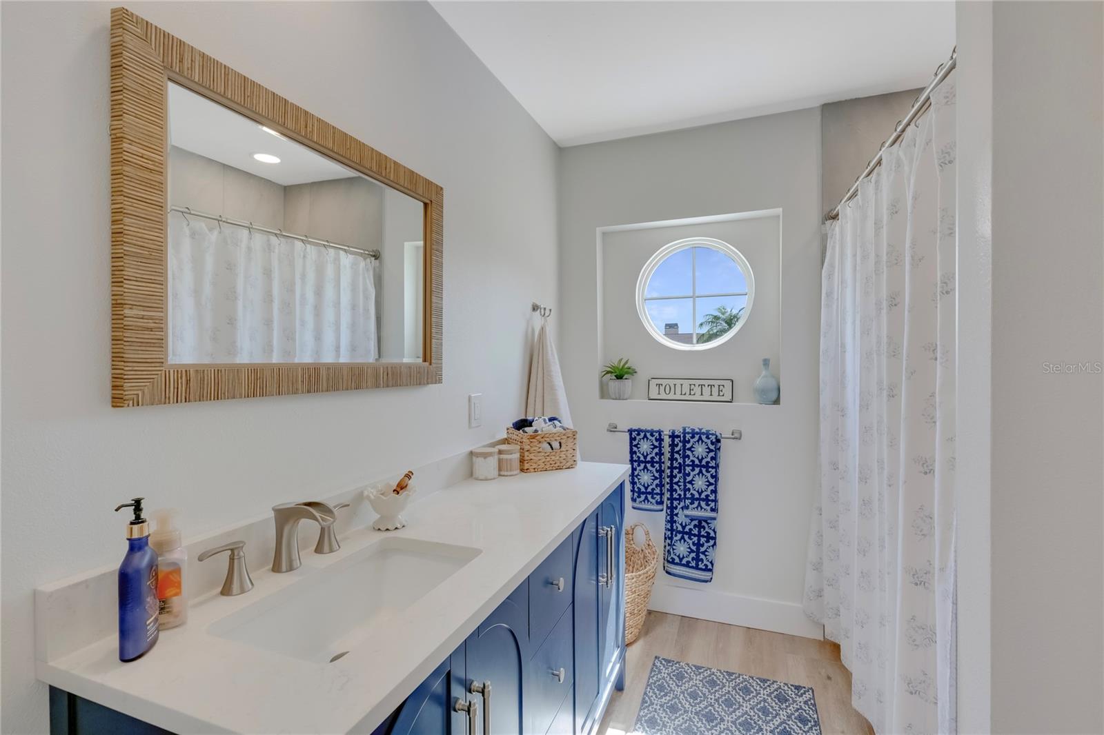 Image 36 of 65 For 2188 Louisa Drive