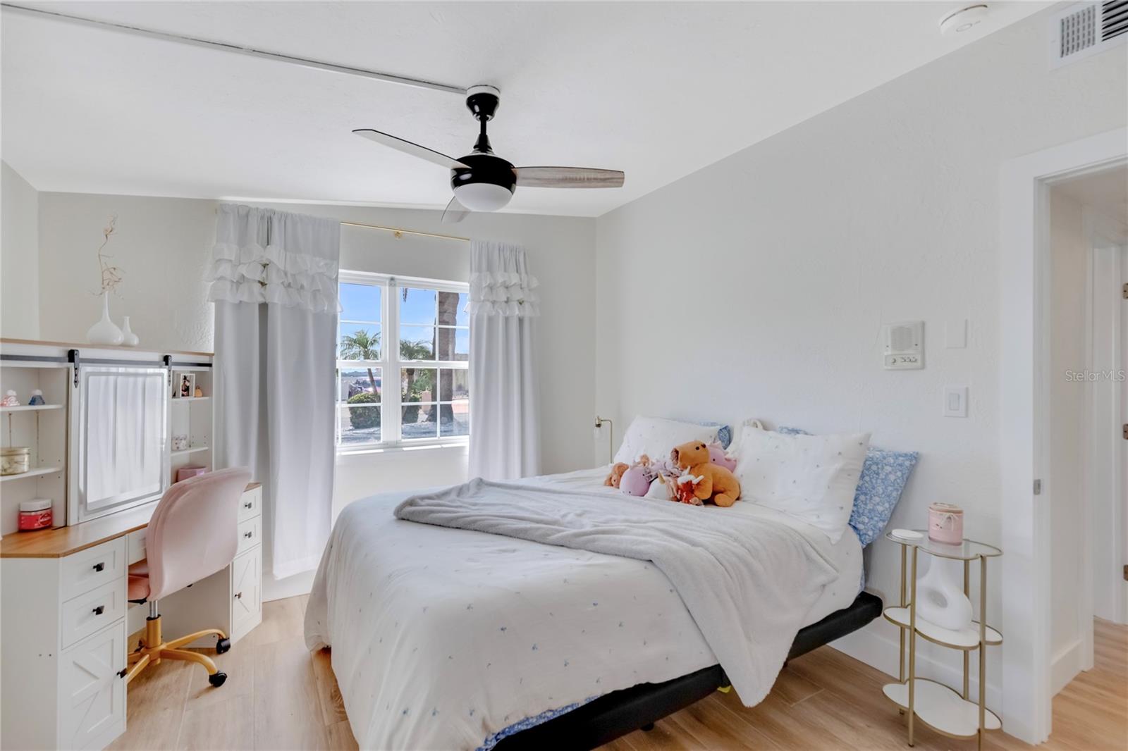 Image 38 of 65 For 2188 Louisa Drive