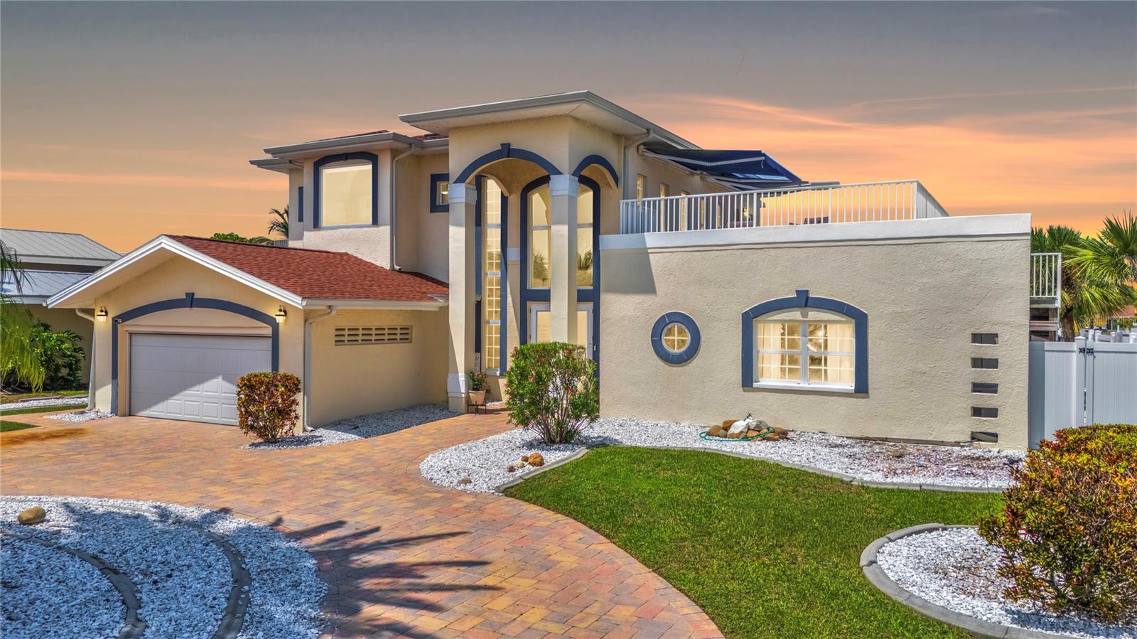Image 9 of 65 For 2188 Louisa Drive