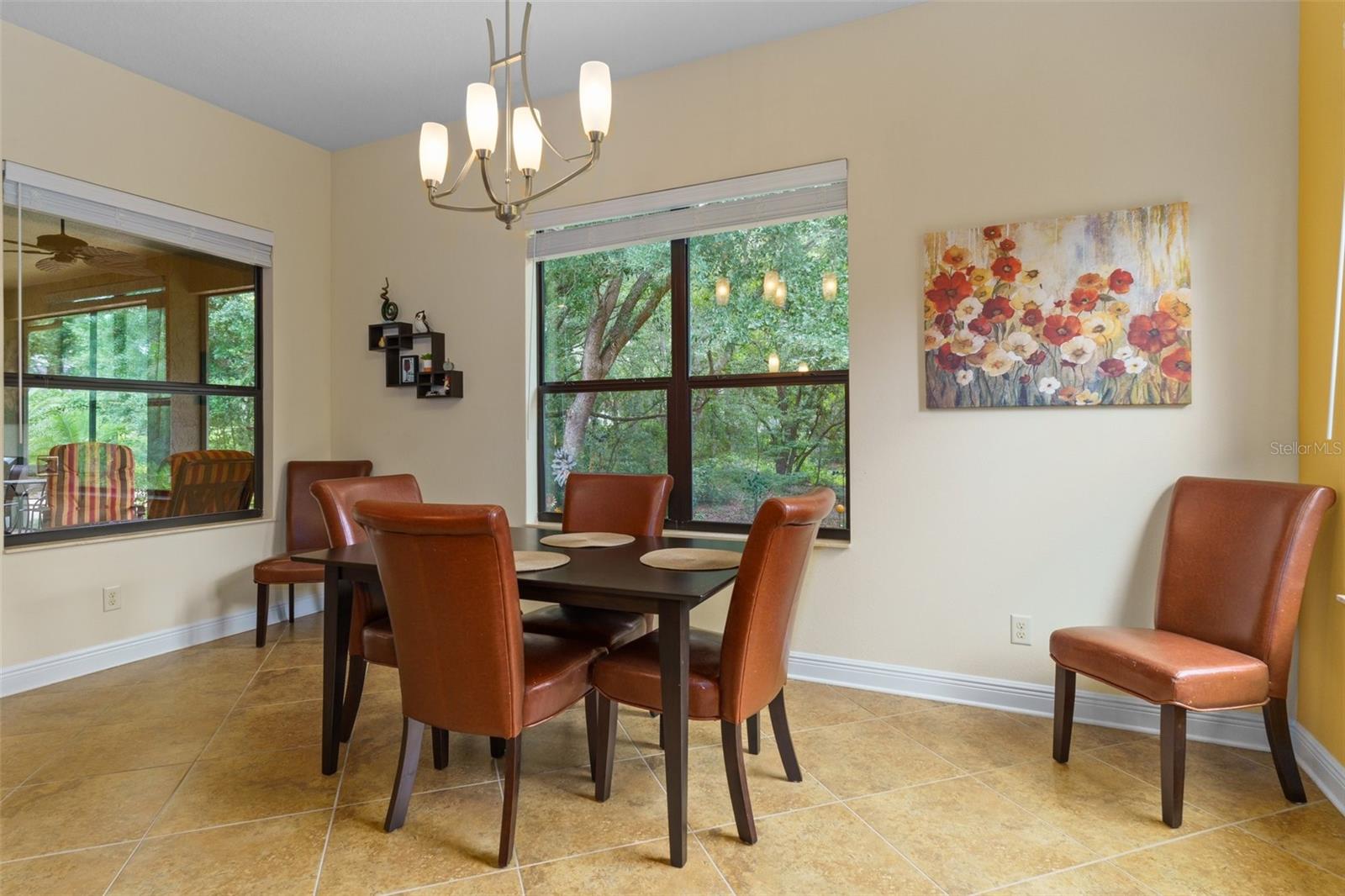 Image 14 of 54 For 2321 Hickory Glen Point