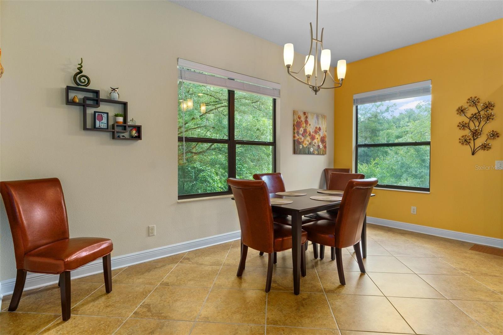 Image 15 of 54 For 2321 Hickory Glen Point