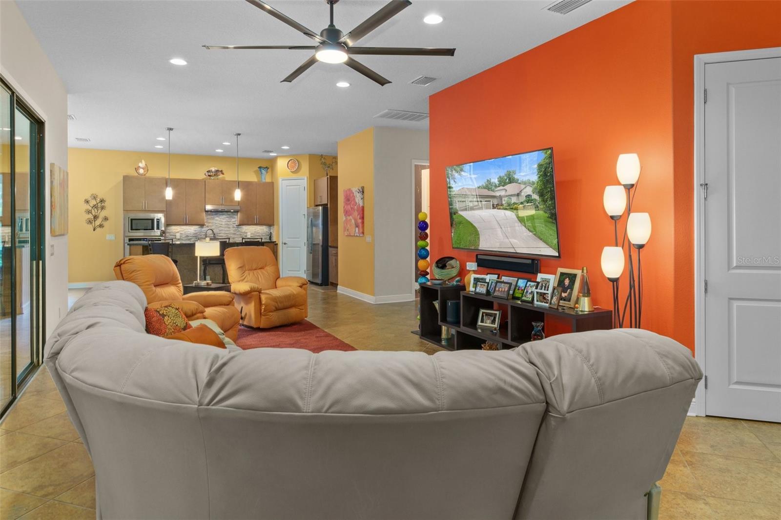 Image 17 of 54 For 2321 Hickory Glen Point