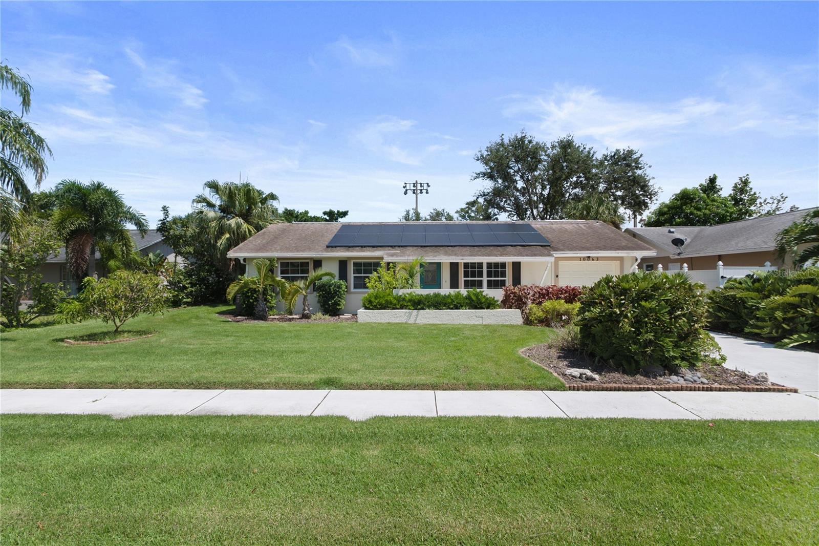 Details for 10063 82nd Street, SEMINOLE, FL 33777