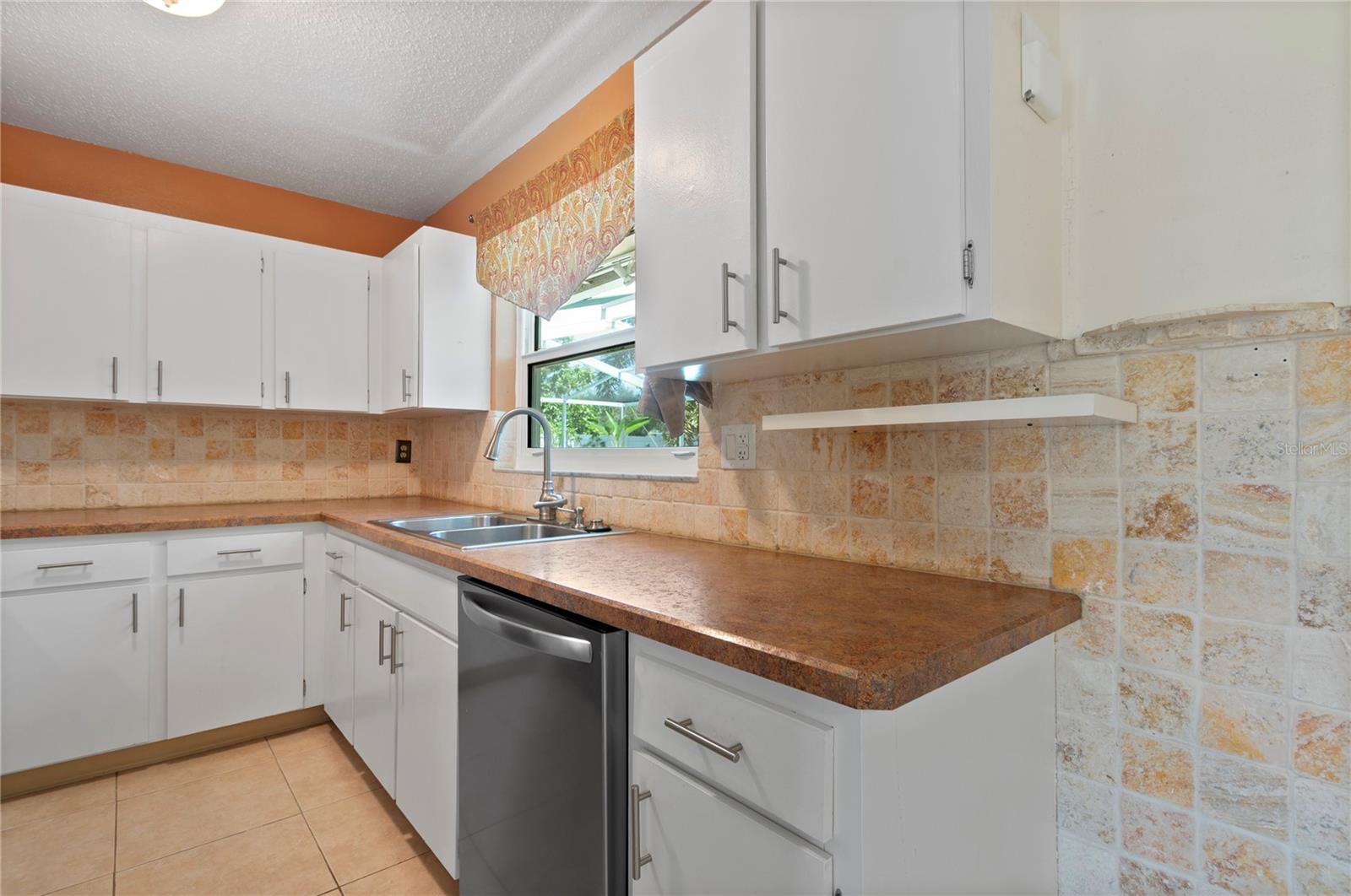 Image 12 of 34 For 10063 82nd Street