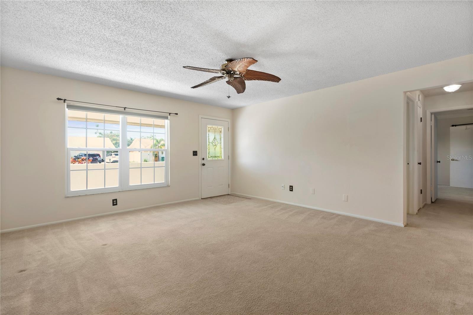 Image 7 of 34 For 10063 82nd Street