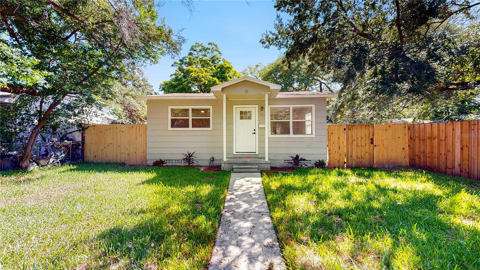 Details for 1924 48 Street S, ST PETERSBURG, FL 33711